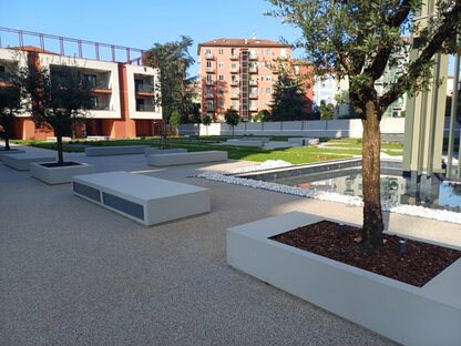 Monolitica lineare #9